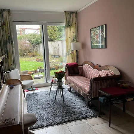 Privates In Unserem Ruhigen Zuhause, Nur 12 Minuten Bis Duesseldorf Rum i privatbostad *