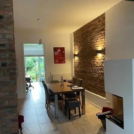 منزل للإقامة 12 Minutes From Duesseldorf To Your Private And Cosy