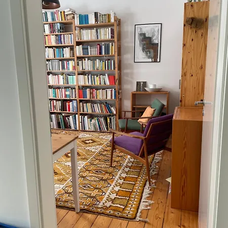 12 Minutes From Duesseldorf To Your Private And Cosy ניאוס