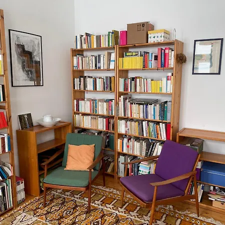 12 Minutes From Duesseldorf To Your Private And Cosy