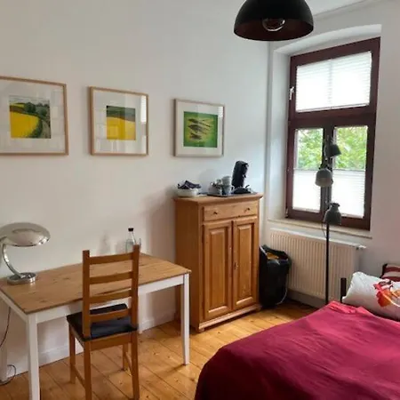 Privates In Unserem Ruhigen Zuhause, Nur 12 Minuten Bis Duesseldorf Neuss